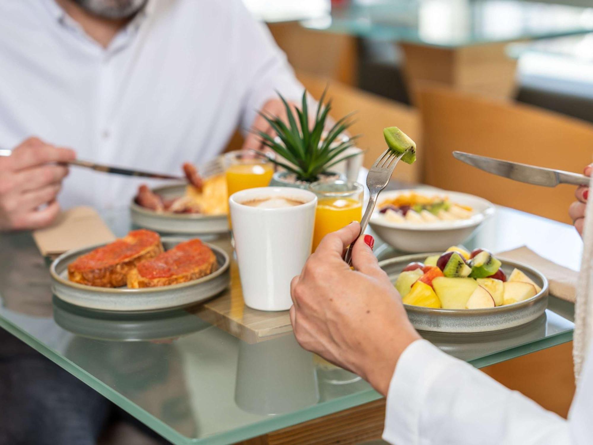 Ibis Madrid Алкобендас Екстериор снимка