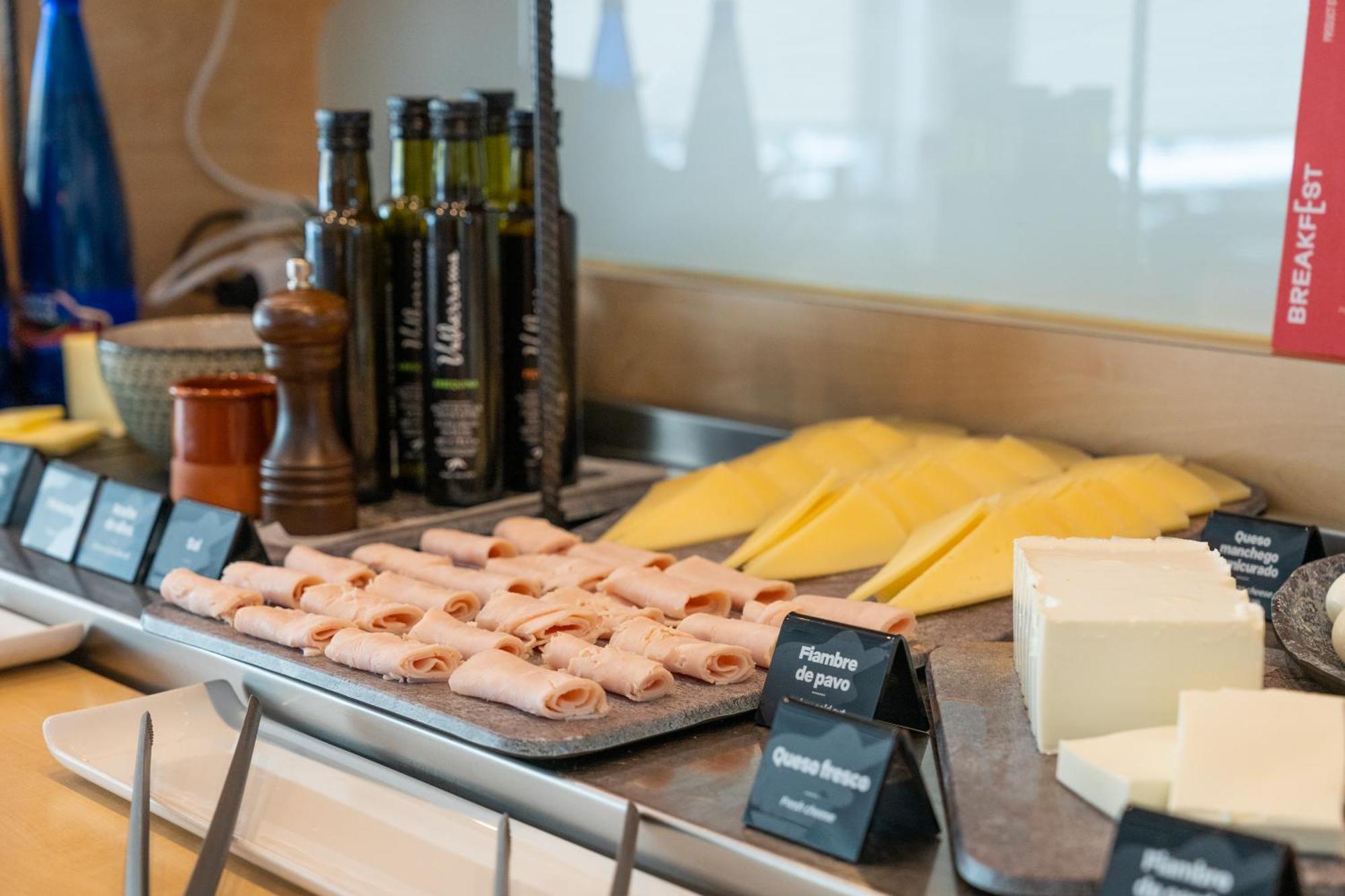 Ibis Madrid Алкобендас Екстериор снимка